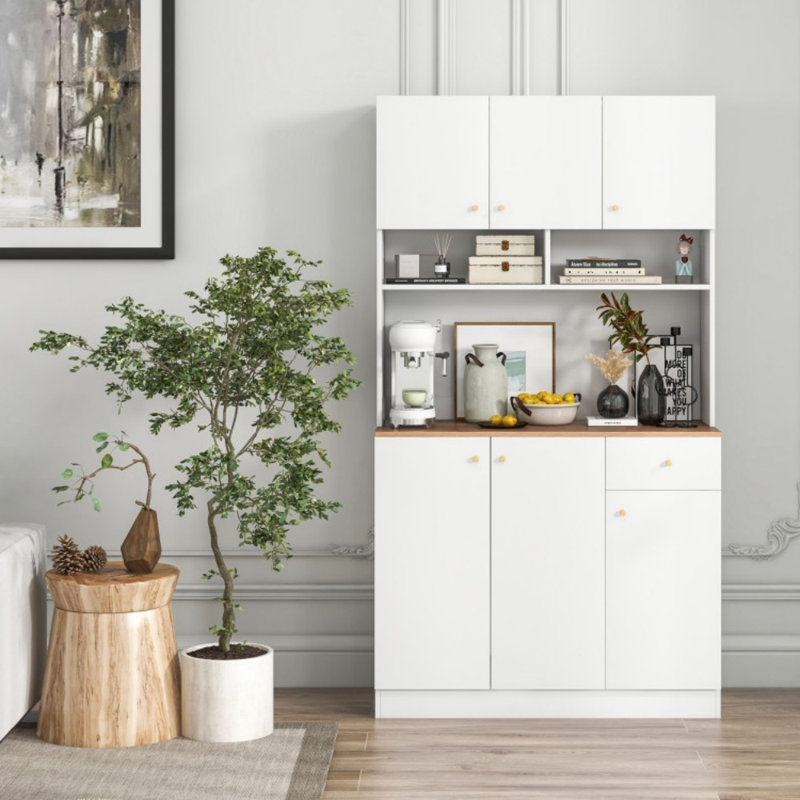 Armoire garde-manger de 71 pouces de hauteur avec prises pour la salle à manger