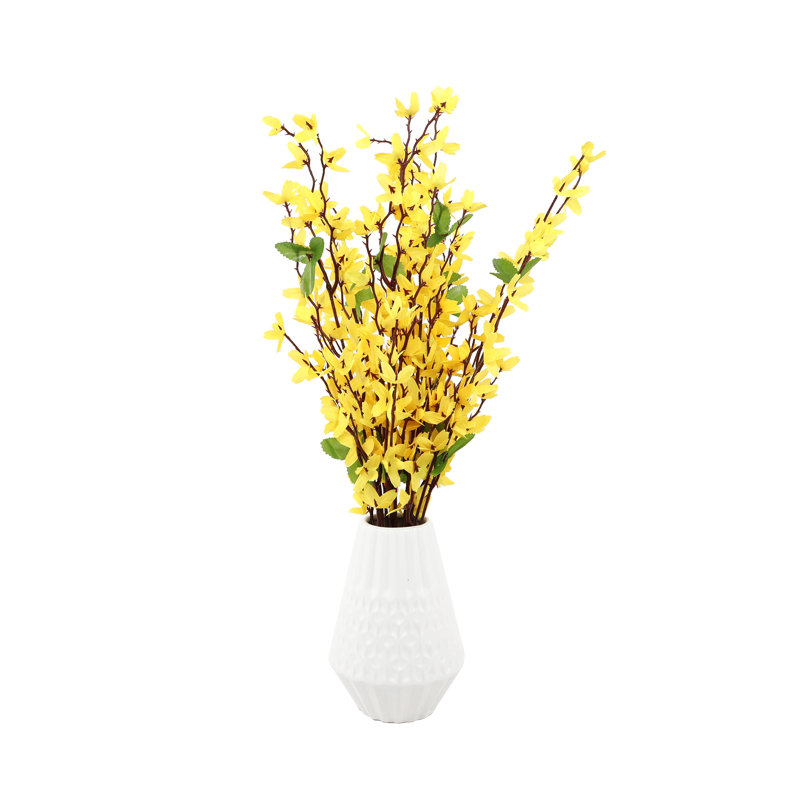 Forsythia dans un vase