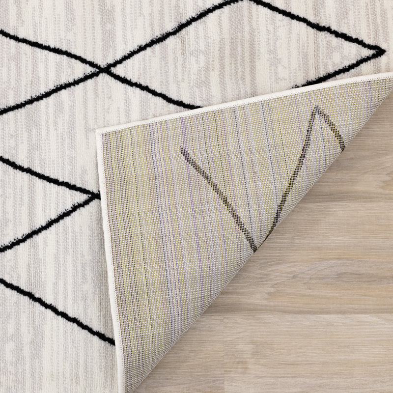 Meridian Abstract Indoor Rug, Rectangle 5'3" x 7'7"