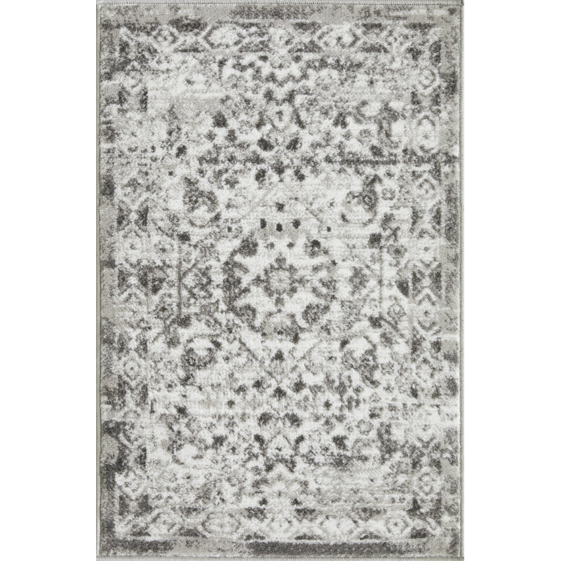 Ragheb Washable Oriental Indoor Rug, Rectangle 2' x 3'