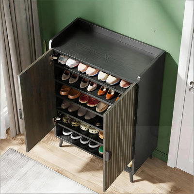 Wooden Shoe Storage Cabinet With 2 Doors