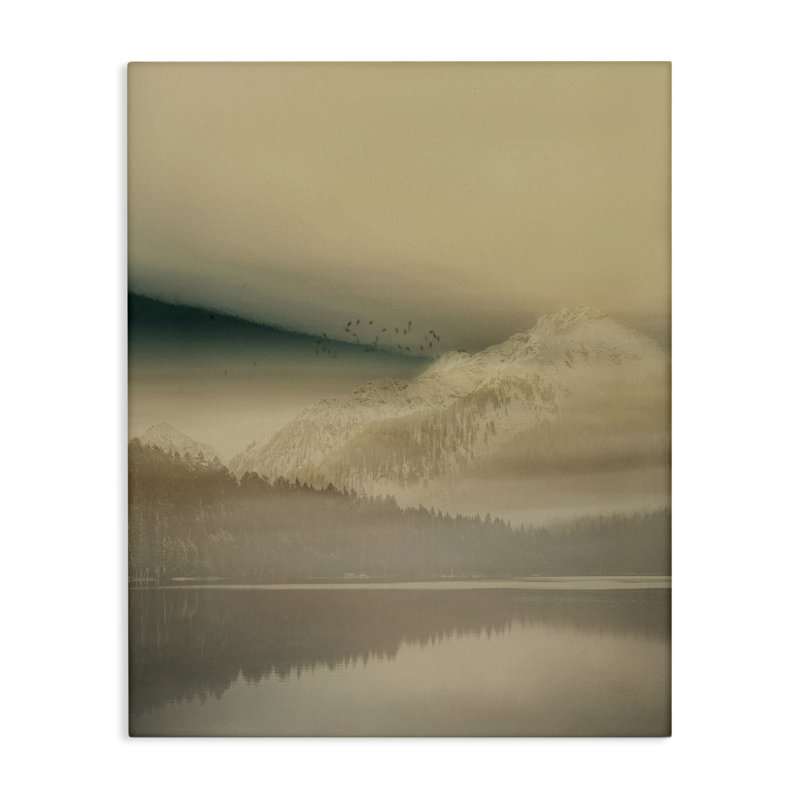 Toile «Foggy Mountain Awakening», conception par Gemma Bardot, H 30 po x l 24 po