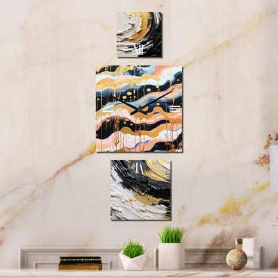 Thiam Metal Wall Clock