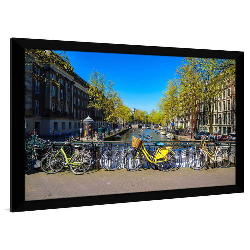 «Amsterdam Bicycle II», reproduction de photo encadrée, H 21,5 po x l 27,5 po x P 0,75 po, Cadre noir