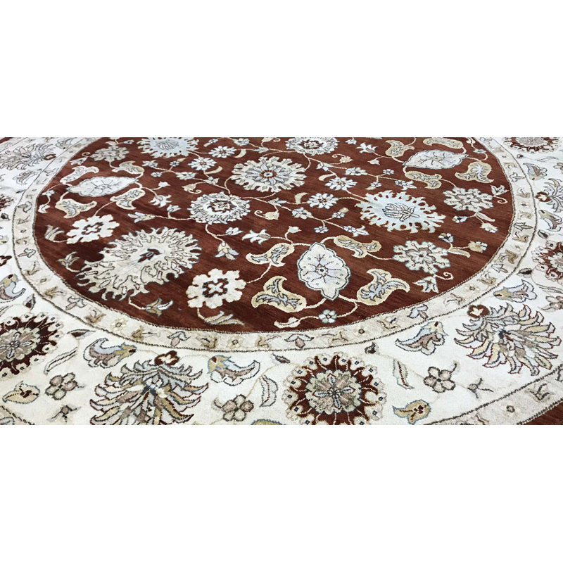 Wool Oriental Area Rug in Rust/Ivory