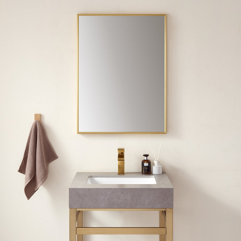 Miroir de salle de bain mural / en métal Wallace, Or brossé, 32 po x 24 po