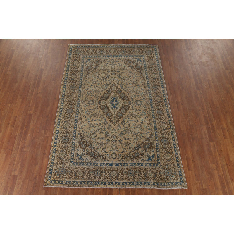 Tapis traditionnel floral 6 x 9