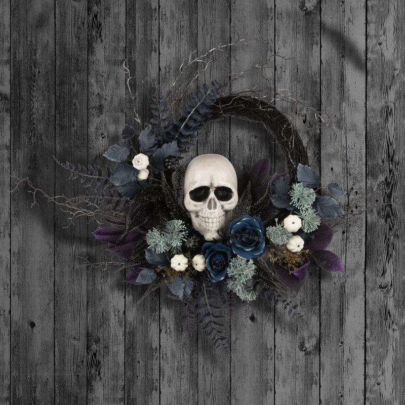 24in. Halloween Skull Wreath