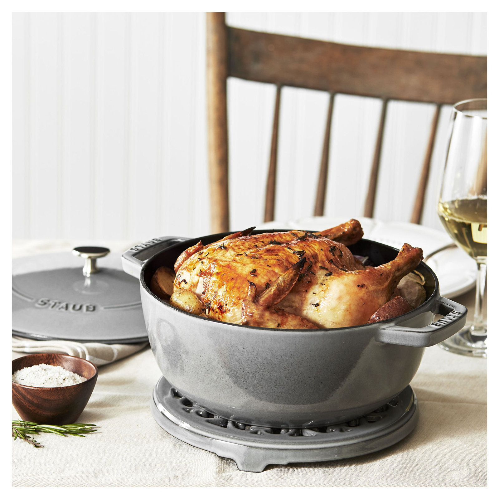 Handcrafted Enameled Cast Iron Dutch Oven, Graphite Gray