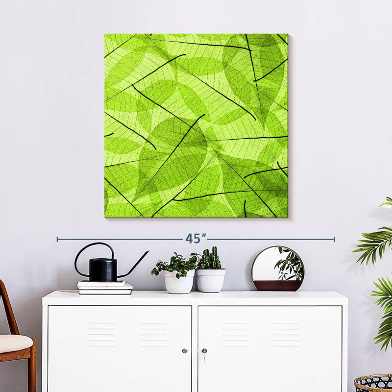 Kerner Skeleton Green Leaves