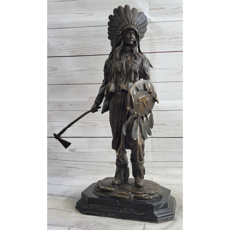 Figurines et sculptures
