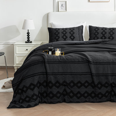 Sleep Zone California King Size Grid Cutting Craft Comforter Set 3 Pieces for All Season 104 x 96 Black