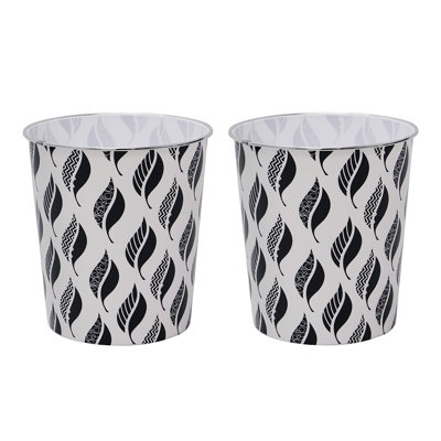 JVL Polypropylene WITH SILVER METAL TRIM ON TOP Decorative Bin