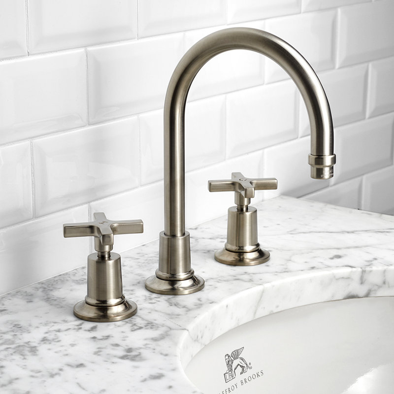 Fleetwood Tub & Shower Faucet, Brushed Nickel