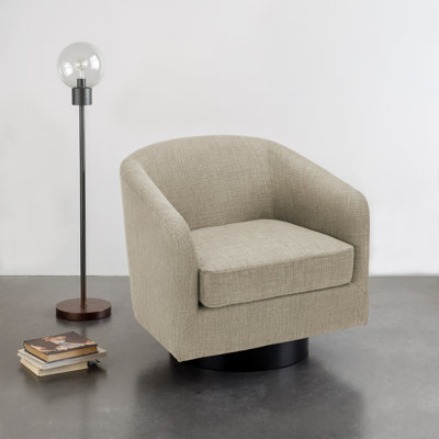 Fauteuil demi-tonneau pivotant en mélange de coton brun clair avec base en bois massif Applewold