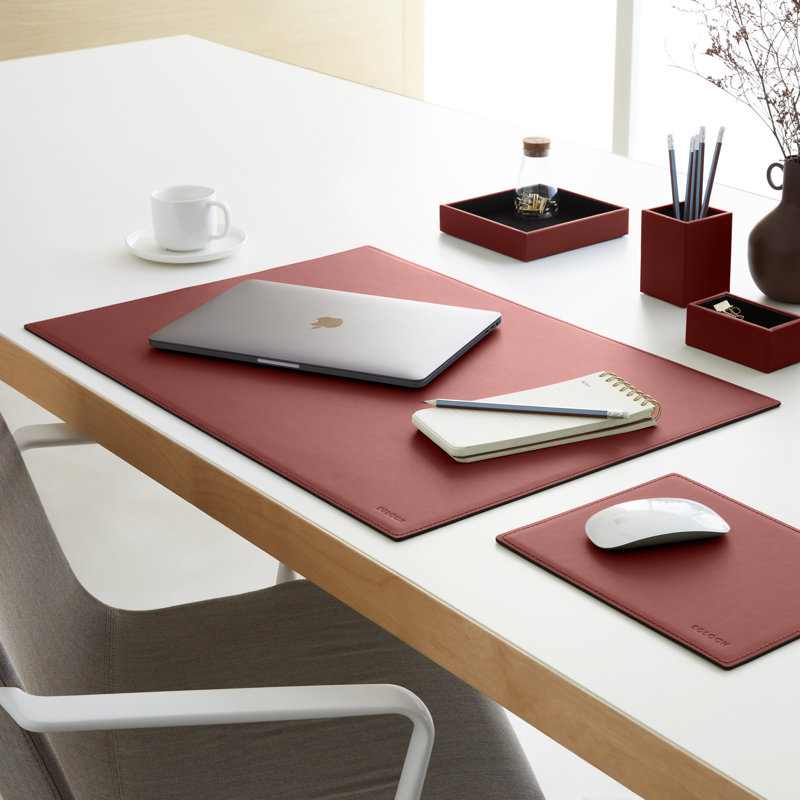 Mercurio Leather / Faux Leather Desk Pad, Burgundy Red