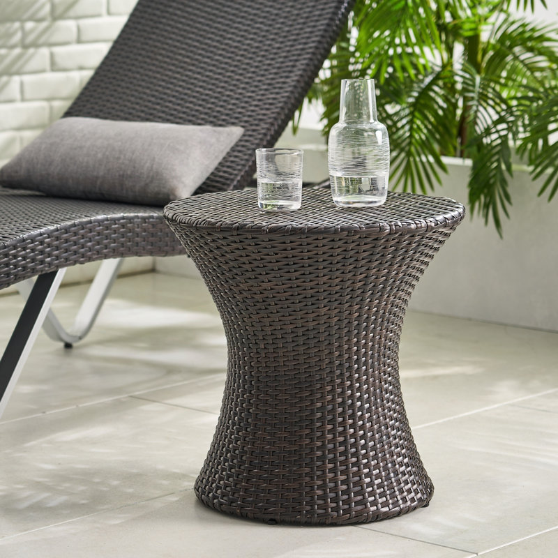 Table d'appoint en osier sans assemblage