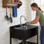Évier de service autoportant 22,05 po x 32 po, lavabo d'extérieur à cuve simple en acier inoxydable 304 avec robinet rétractable