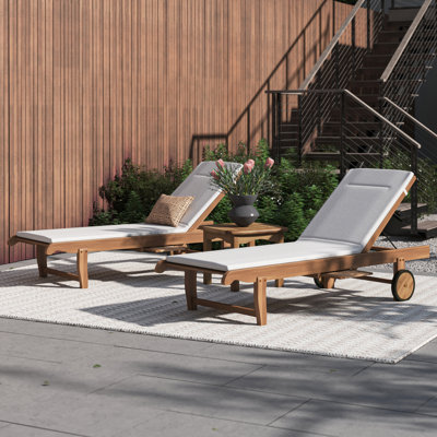 Ensemble de chaises longues inclinables en teck avec table Alshain