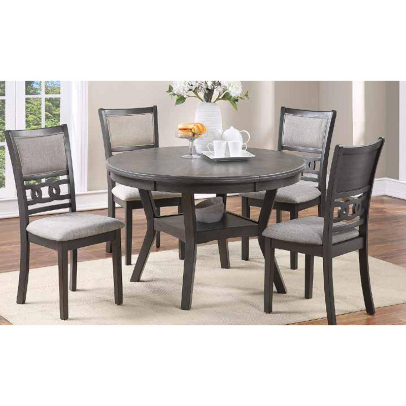 Ensemble repas pour quatre personnes