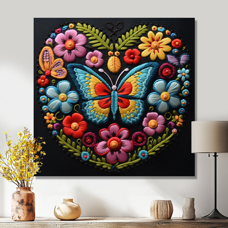 Motif floral broderie boho Papillon, Métal métal, H 16 po x l 16 po x P 1 po