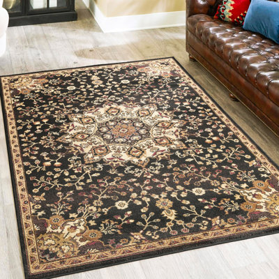 Remise de rangement classique en métal 3 po Tapis noir X 7 avec un médaillon gracieux et tendance - couleurs, polypropylène avec palette de couleurs élégante, composition