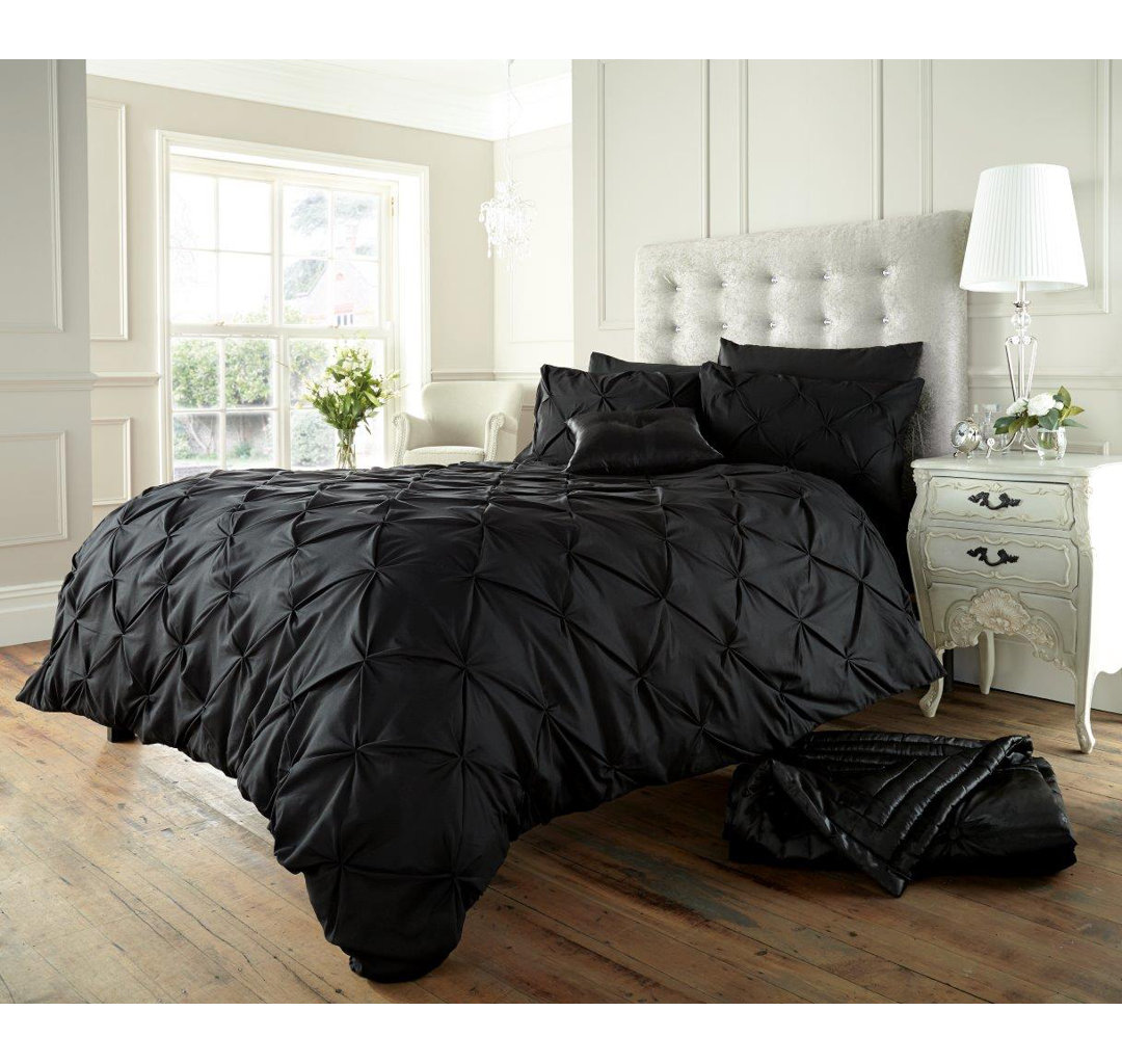 Barney 180 TC Percale Duvet Cover Set