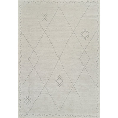 Rug Branch Nivara 5' x 8' (5'3" x 7'7") Beige/Cream Boho Indoor Area Rug, Comtemporary, Medium Pile, Stain-Resistant Carpet - Living Room, Bedroom, Dining Room, and Kitchen
