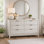 Commode 62 pouces Zine, 6 tiroirs, bois blanc antique, poignées noires