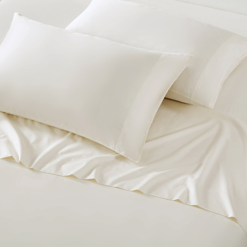 Vera Wang T800 Sateen Solid CVC Pillowcase Set, Ivory