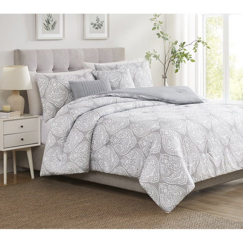Gray Queen Microfiber Damask Comforter Set with Decorative Pillows