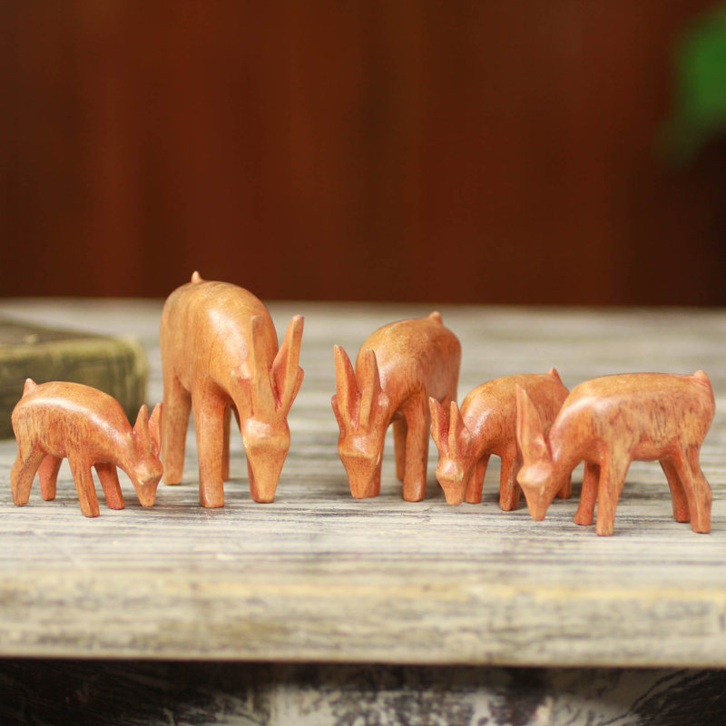 Elyzza Animals Figurines & Sculptures