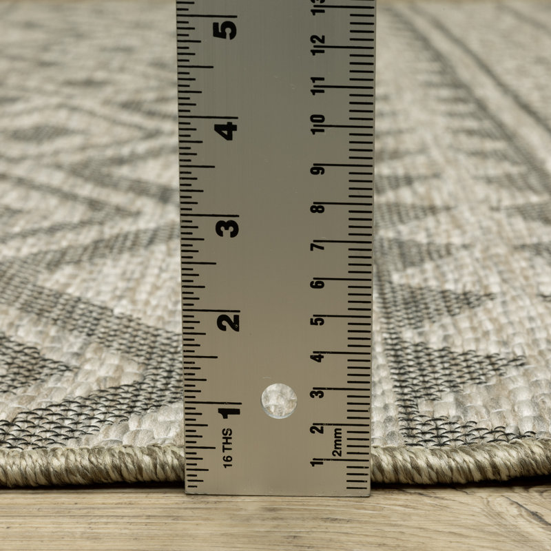 Jgor Southwestern Indoor / Outdoor Rug, Runner 1'10" x 7'6"