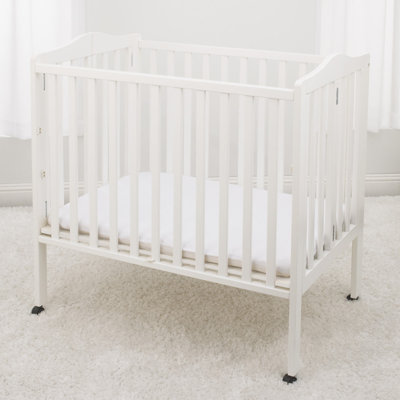 Protège-matelas mini lit de bébé