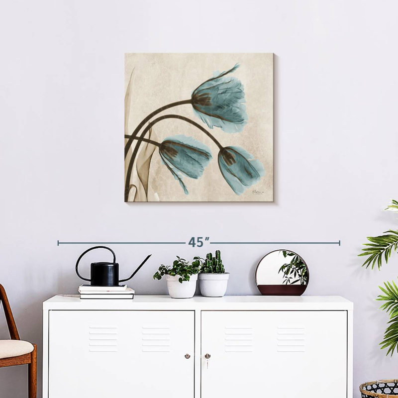 Harnek Vibrant Blue Tulips, 24" H x 24" W