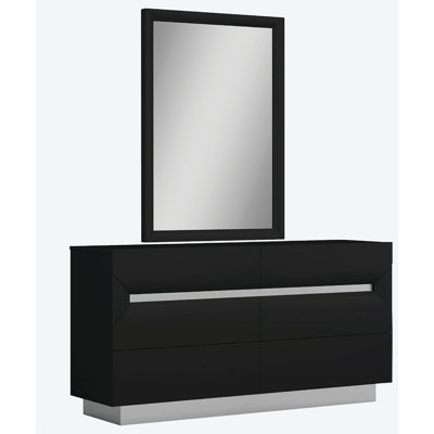 Ashtonbury 65'' W 6 - Drawer Dresser