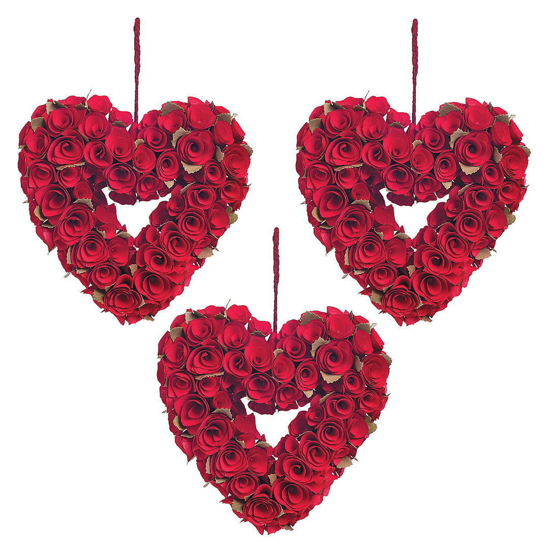 Red Rose Heart Wreath Banner The Holiday Aisle®