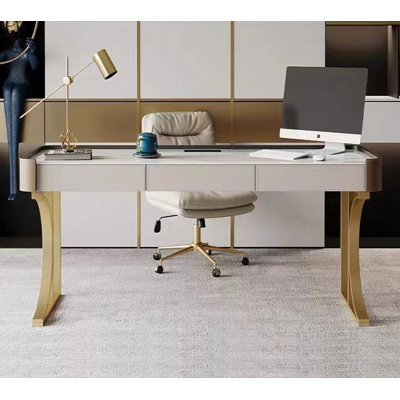 Bureau blanc rectangulaire en bois manufacturé avec 3 tiroirs