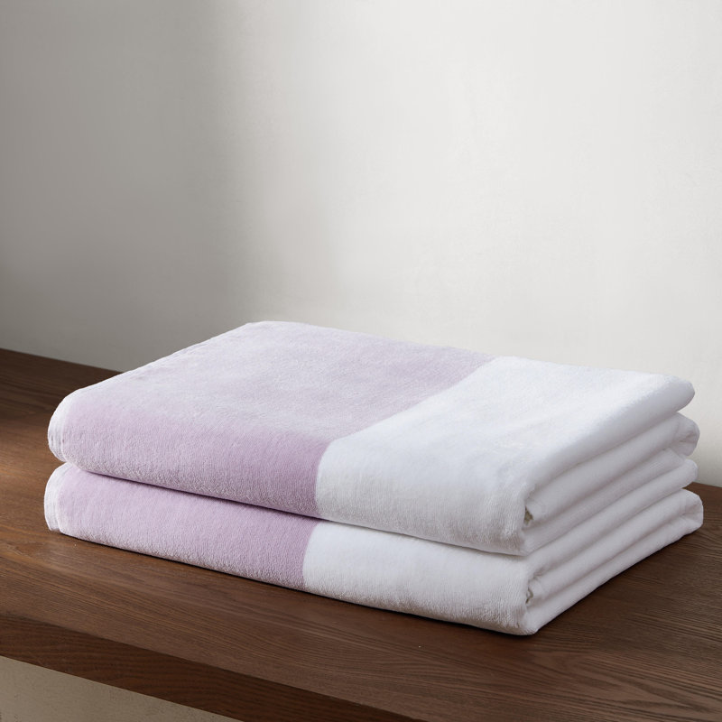 Ensemble de serviettes de plage 2 pièces Calvin Klein, Mauve au bord de la piscine