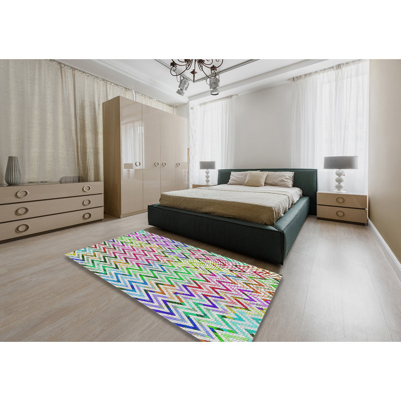 Tapis décoratif vert à chevrons pruneda, Rectangle 5 pi x 7 pi