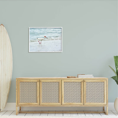 «Bird Stepping Sea Waves Splash», estampe numérique par Jairo Rodriguez