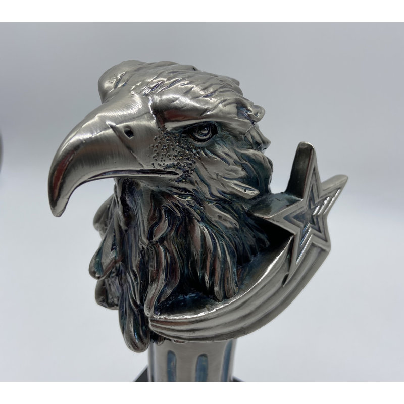 Buste Cranmer Eagle Head sur colonne avec étoile