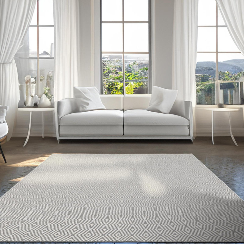 Traetyn Flatweave Wool Indoor Rug, Rectangle 4'1" x 6'1"