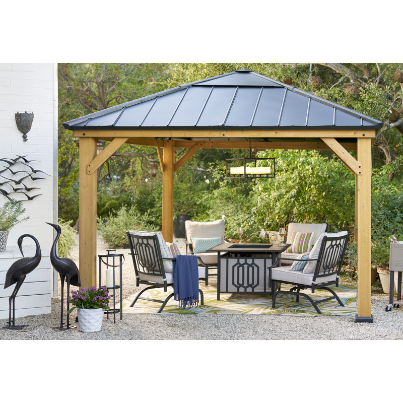 Birkenhead Bird Metal Garden Statue