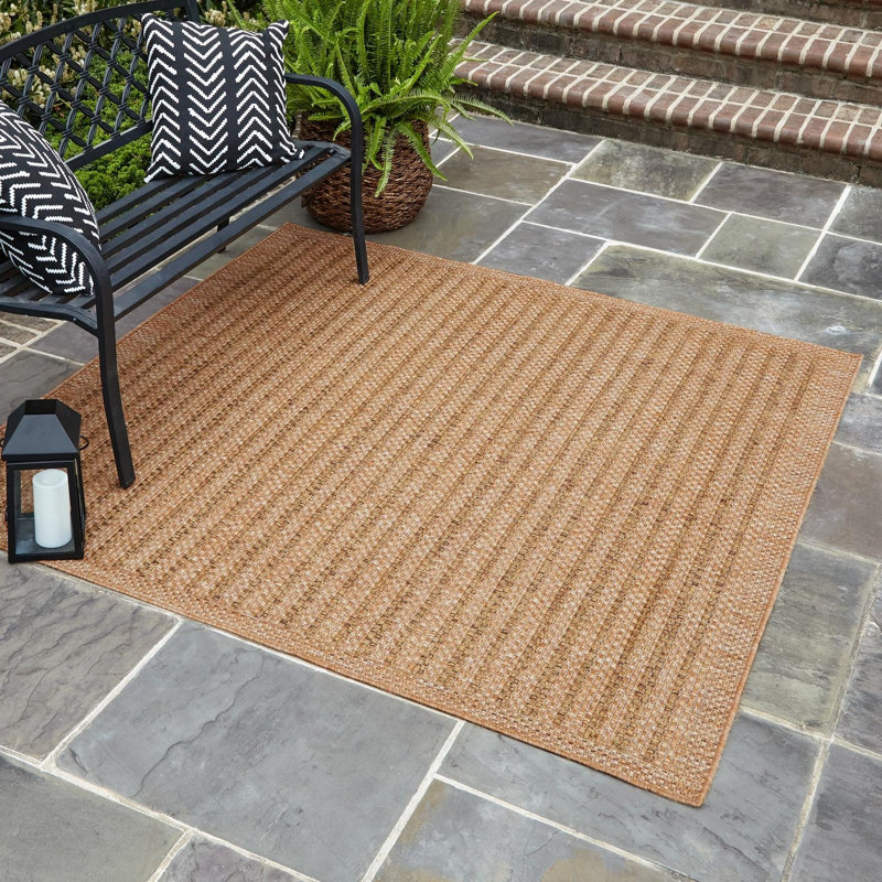 Tapis rayé brun clair intérieur / extérieur, Carré 10pi