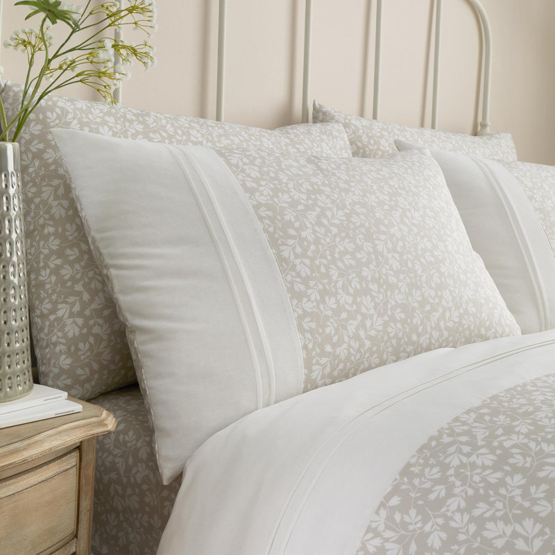 Tess Cotton Blend Floral Duvet Cover Set with Pillowcases Included, Super King Duvet Cover Set + 2 Pillowcases