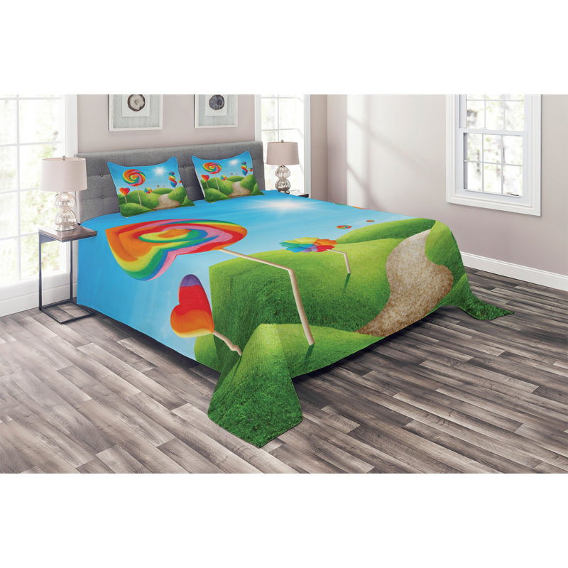 Fantasy Polyester Coverlet, King Bedspread + 2 Shams