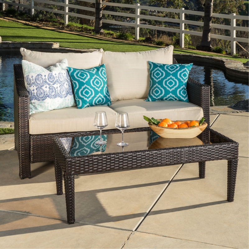 Amelinda Brown - Patio et table - Eau, brun robuste pour l'extérieur, coussins, fer
