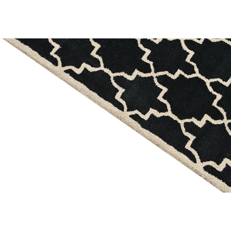 Tapis noir 5 x 8 Pineland