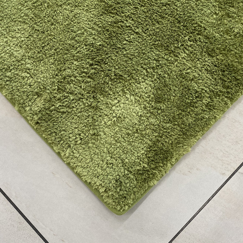 Hiltonia Polypropylene Non-Slip Bath Rug, 24" L x 17" W, Green